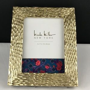 Nicole Miller, Gold picture frame 5”x7”. NWT